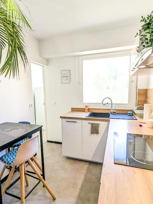 Cosy Spring 2Ch - Place Verdun - Stationnement Gratuit Pau Exterior photo